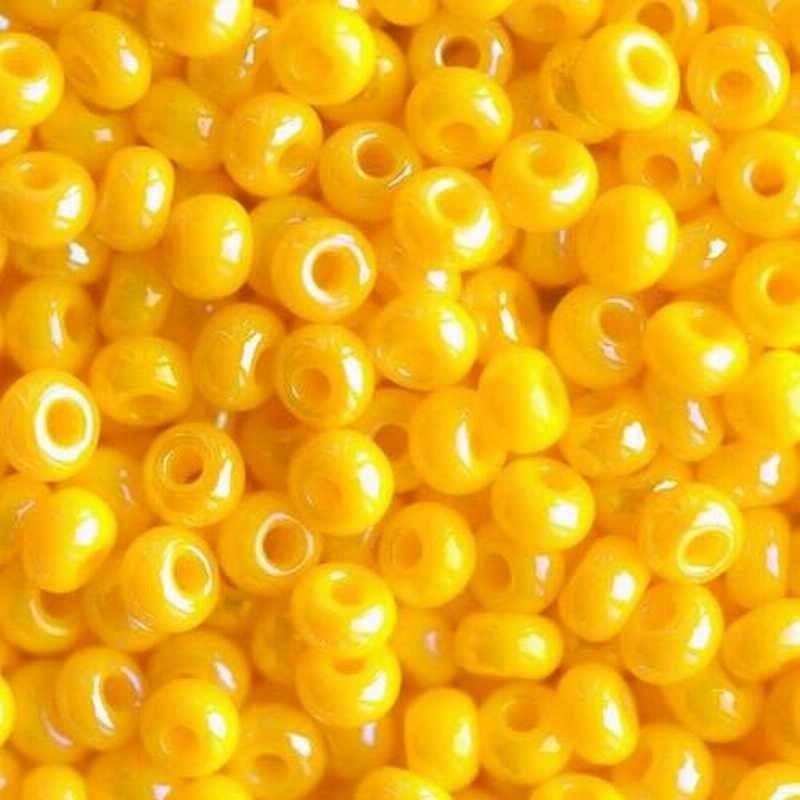 Бісер Preciosa 84130 яскраво жовтий керамічний перламутровий