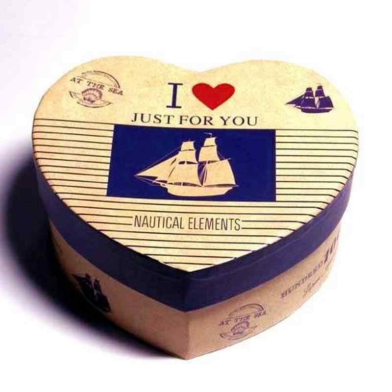 Коробка-серце в морському стилі